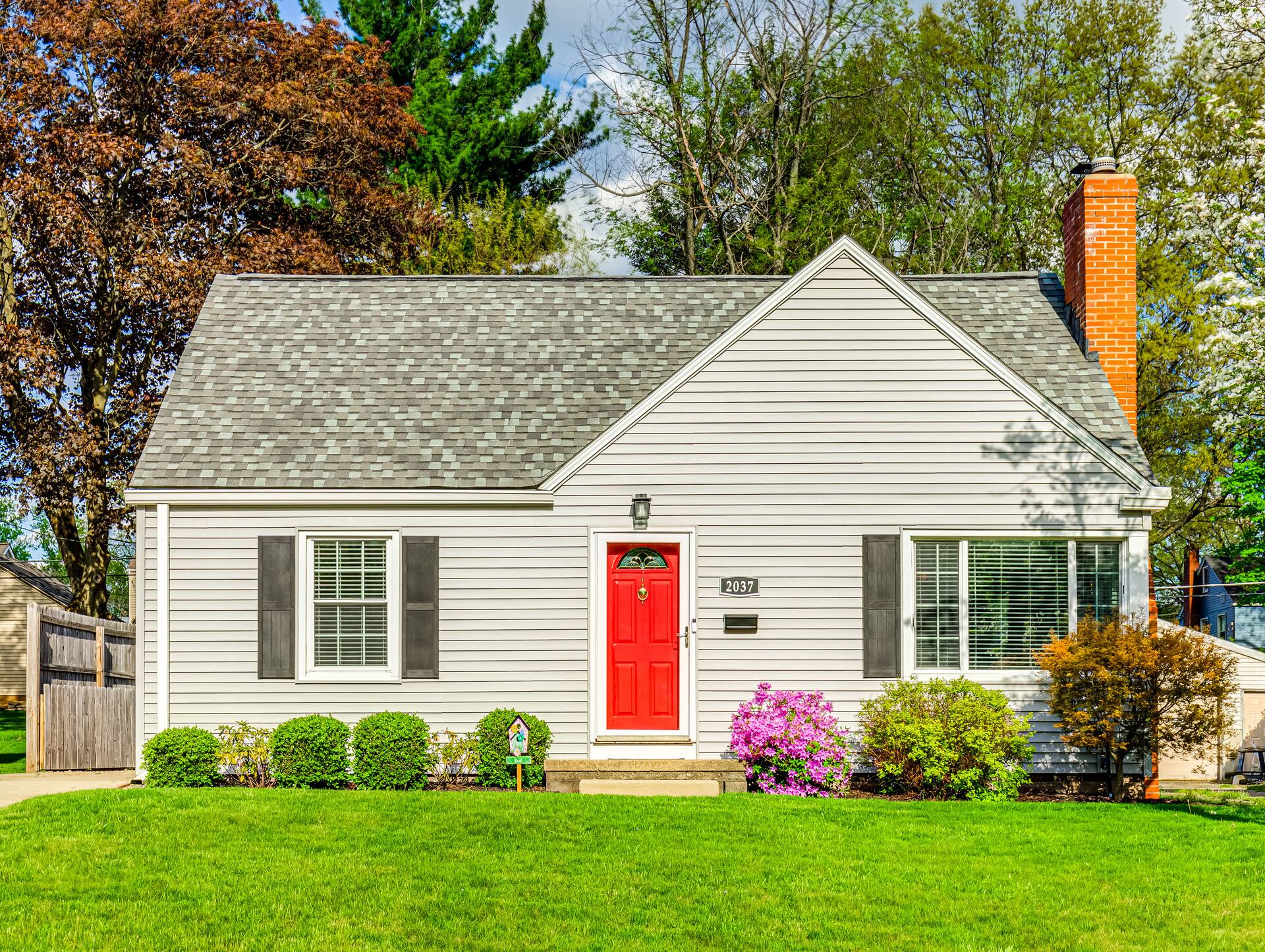 Upscale Home - Heated Floors, Bonfire, Arcade