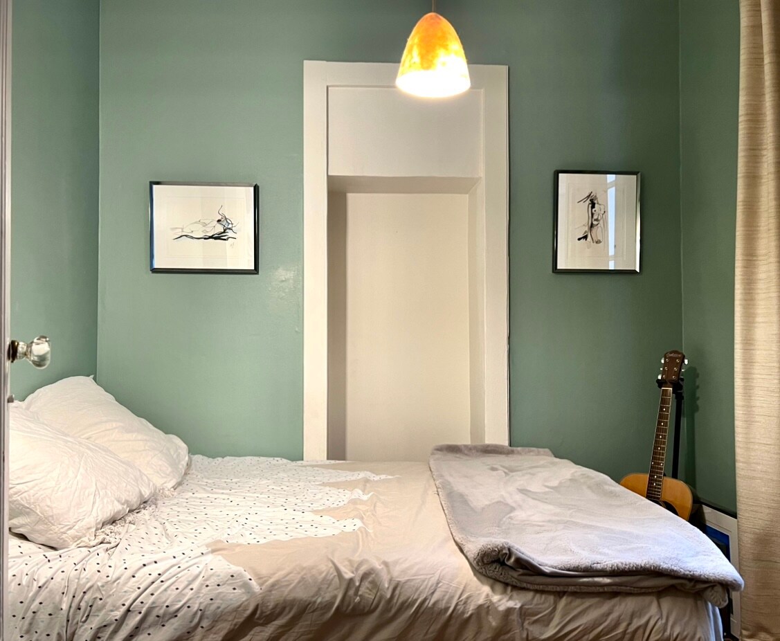 საძინებელი 1