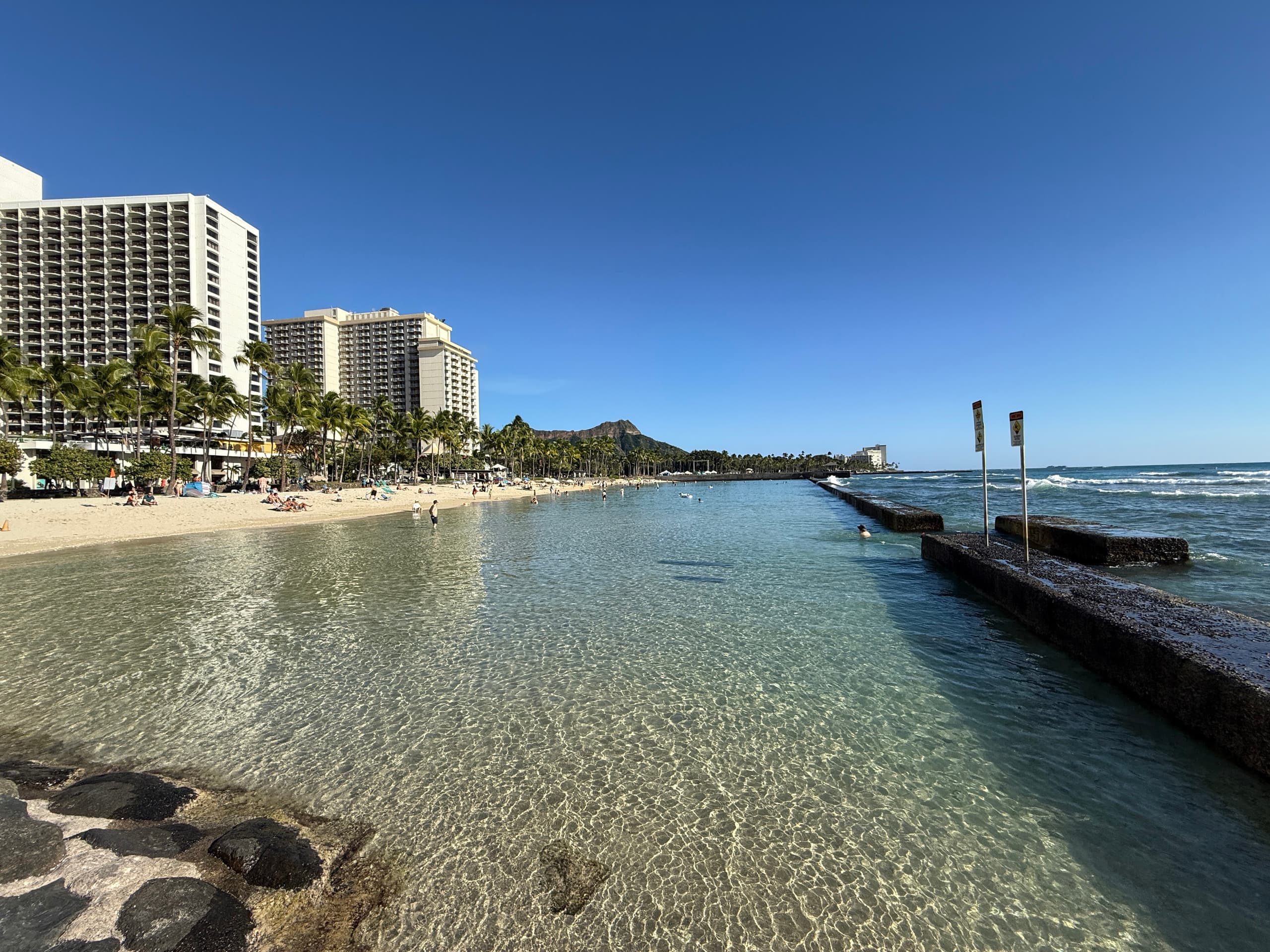 Diamond View from Waikiki Banyan - Image 52