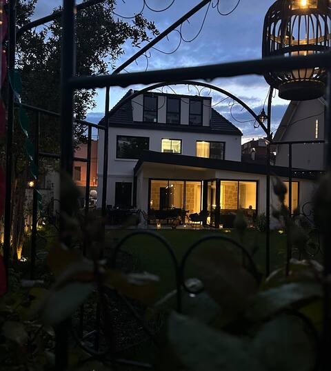 Villa Mona