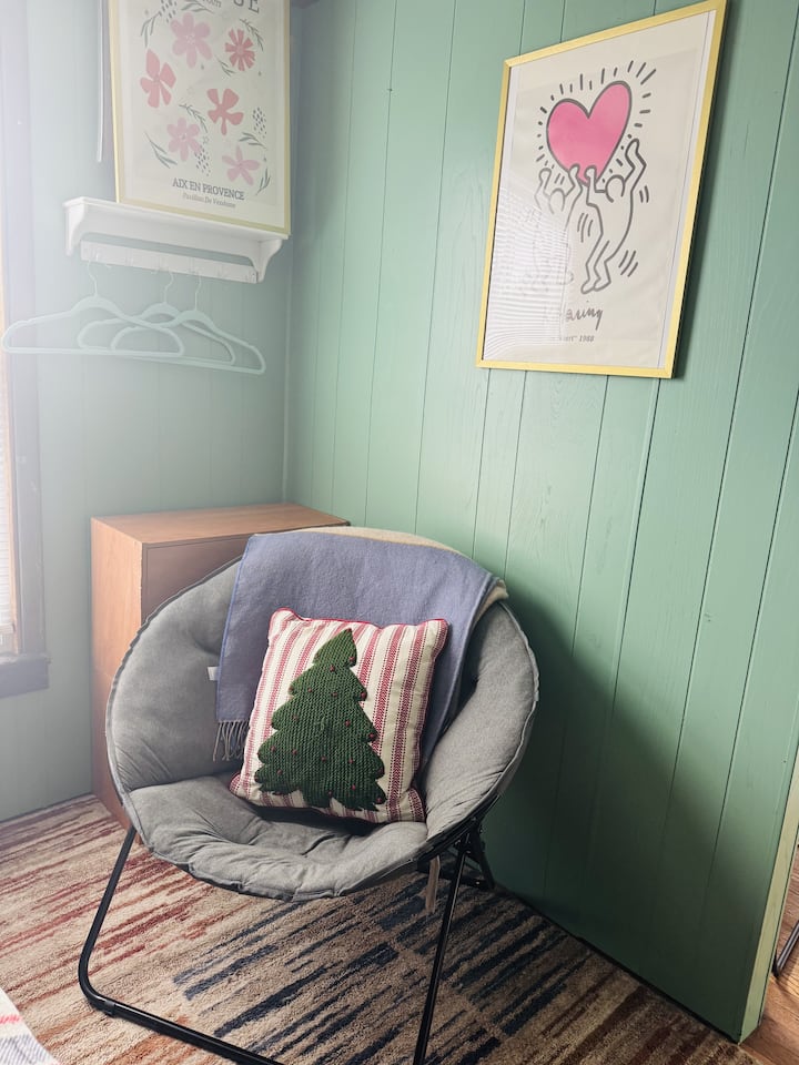 საძინებელი 1