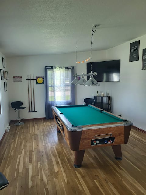 Kadia’s Place-The One With The Pool Table