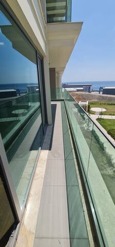 3+1 flat with sea view Istanbul gallery image 3