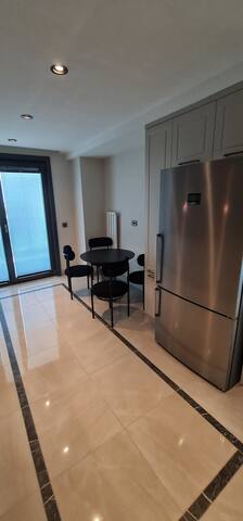 3+1 flat with sea view Istanbul gallery image 5