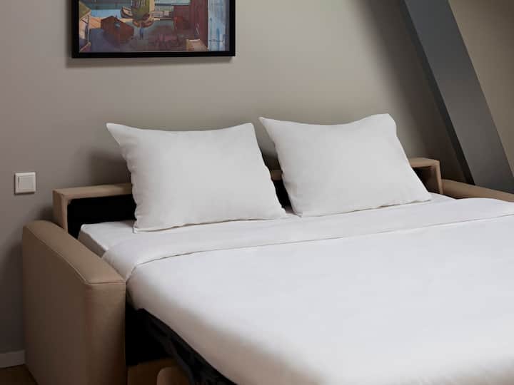 Numa | Extra Large Studio With Kitchen & Sofa Bed - Amsterdam