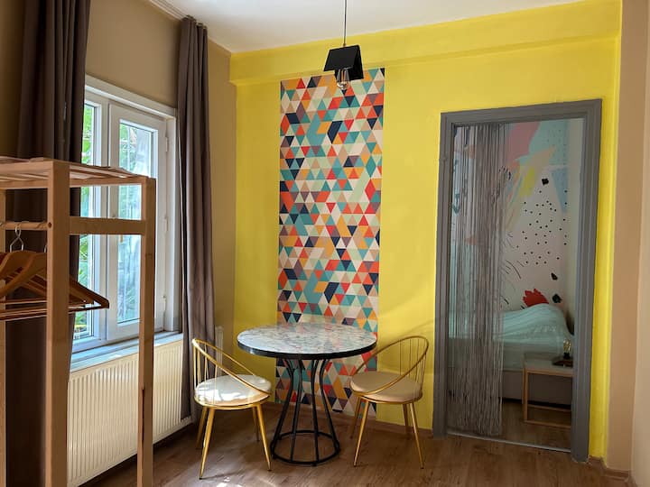 Design Flat 2 Min 2 Taksim Sq For 2pax,w/ Balcony - Beyoğlu