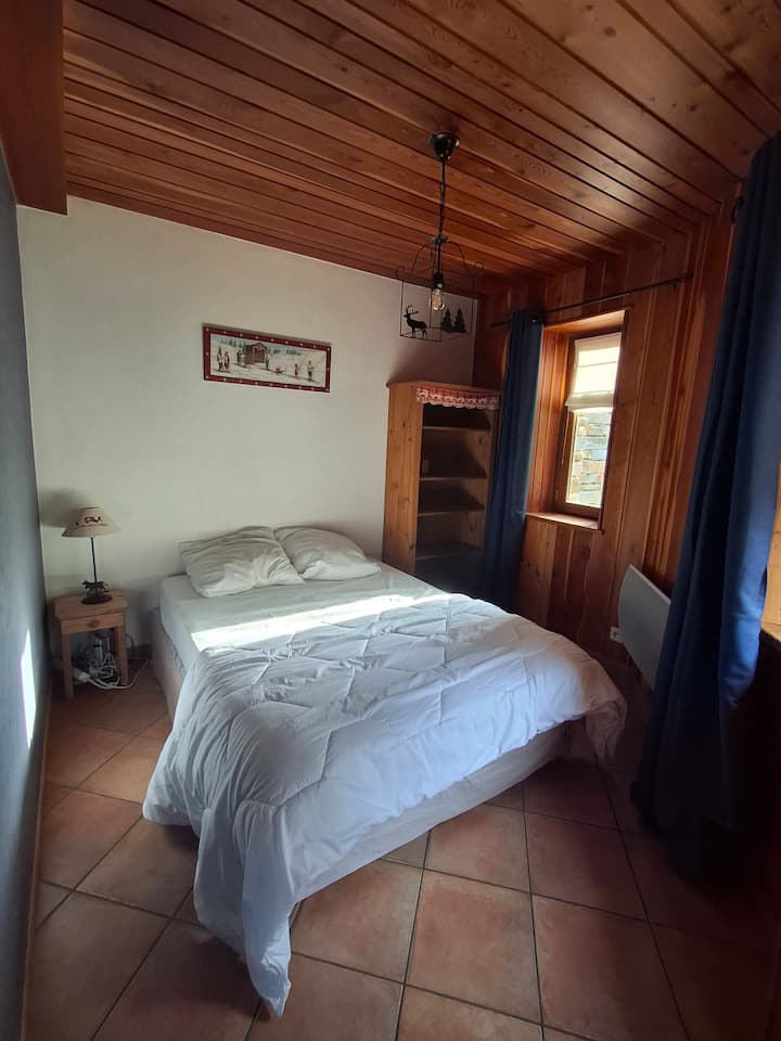 Dhomë gjumi 1