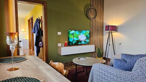 Top performing Airbnb: Lemon Garden Ap.-Private Garden, HotTub Jacuzzi in Gjirokastër