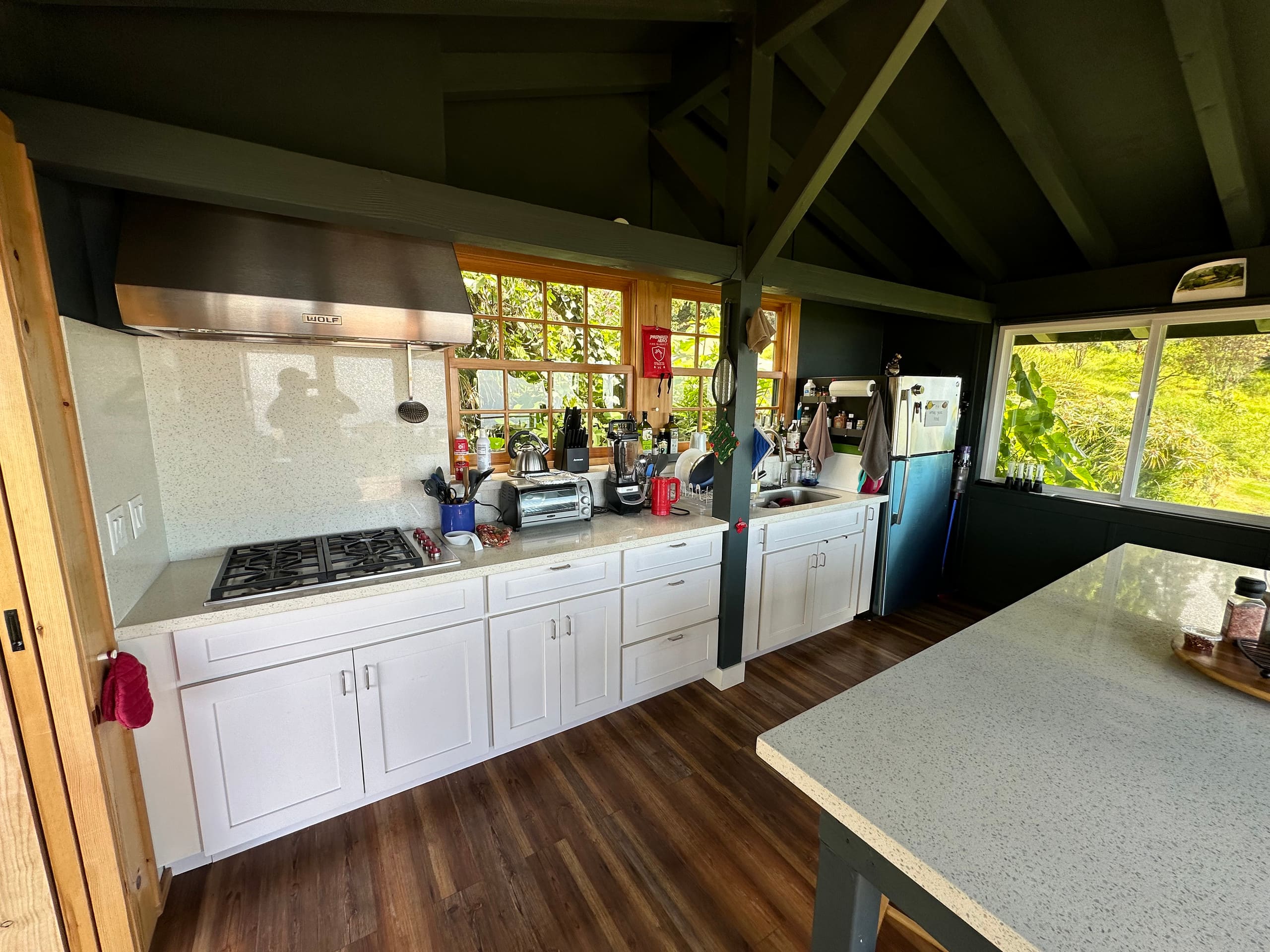 Charming Art Studio on a Scenic Mountain Slope - Main photo