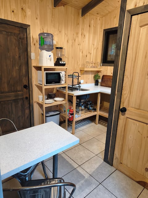 Top Airbnb: Roble · Tiny House in Vilches Alto in San Clemente