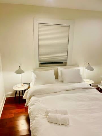 2B/2.5b Apartment in Adams Morgan gallery image 5