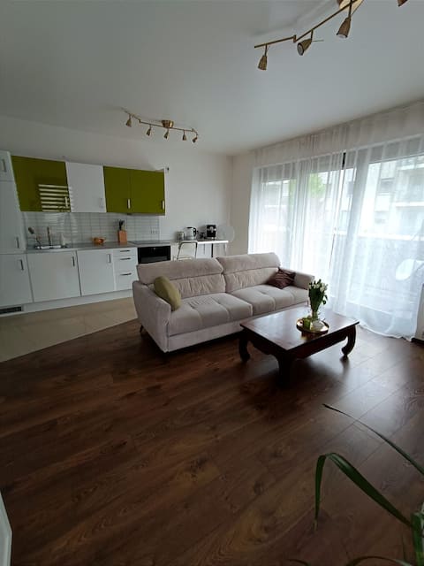 Successful Airbnb property: Haller Gardens • garage parking • 2 balconies in Grabiszyn Grabiszynek