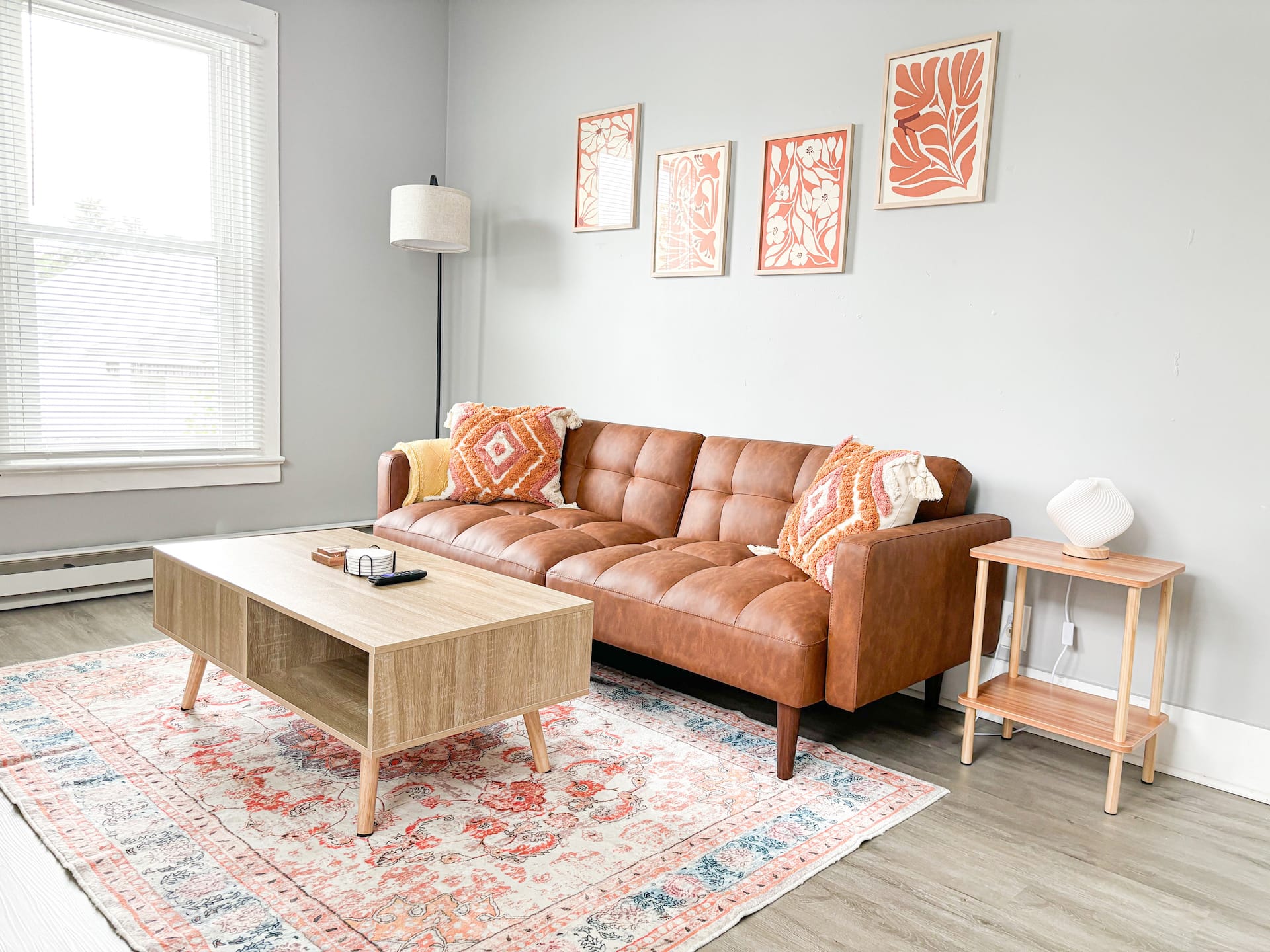 Stylish 2-Bedroom duplex in prime location!
