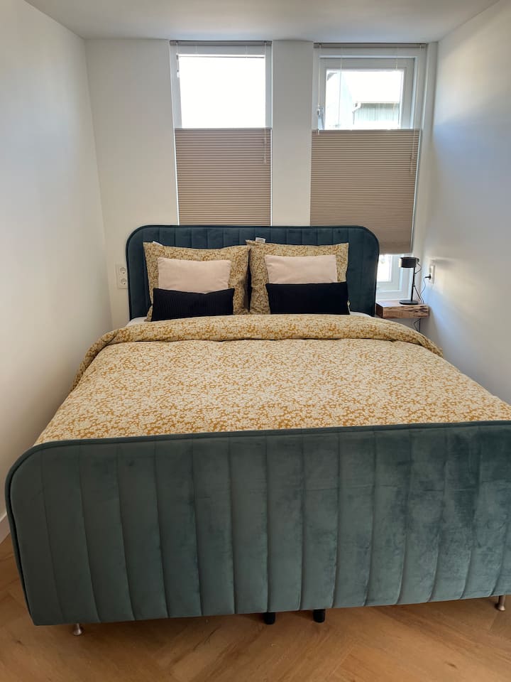 საძინებელი 1