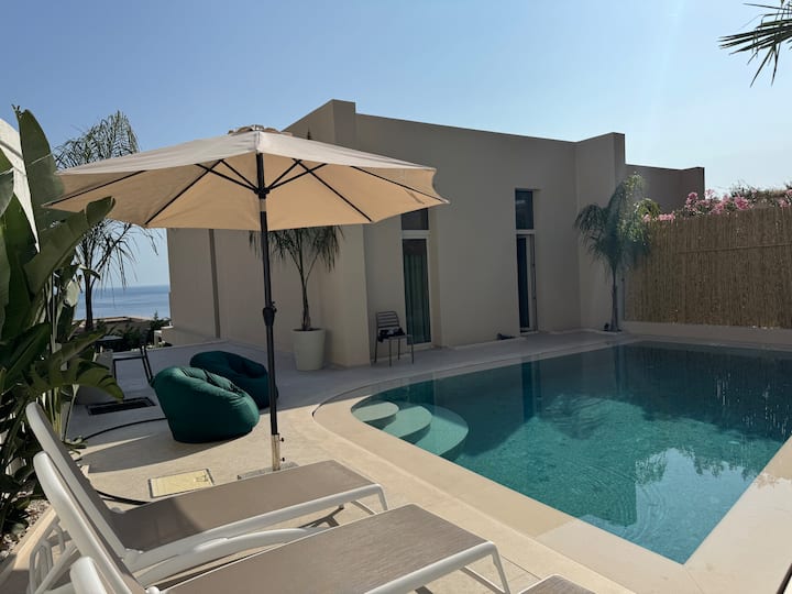 Pool Green Gem Villa 82, Green Coast