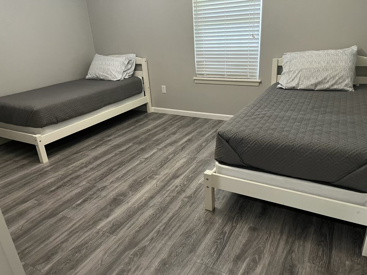 غرفة النوم 2