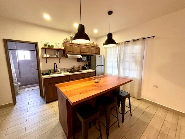 3 Apartments in aparthotel, Belize City gallery image 2