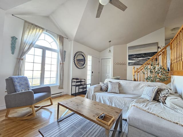 Kids Friendly Casa Grey