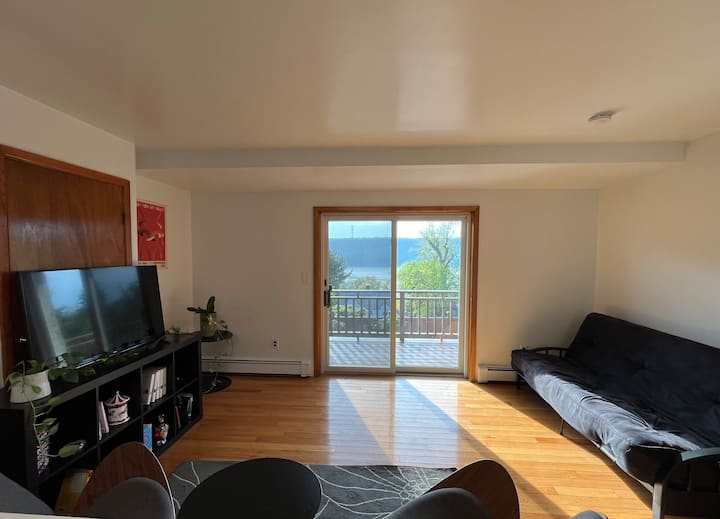 Riverside Views Private Apt& 25 Min To Nyc - Yonkers, NY