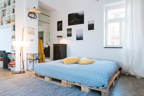Beliebte Airbnb-Anzeige: Hip and central right by the park in Lindenau
