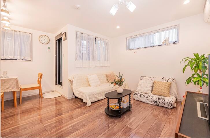 JR駅4分92 ㎡一戸建丸貸し，4寝室7Bedsコンビニ1分最大10名 gallery image 3