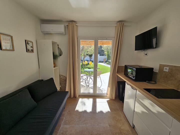 Carro Studio Neuf 
150m Plage - Martigues