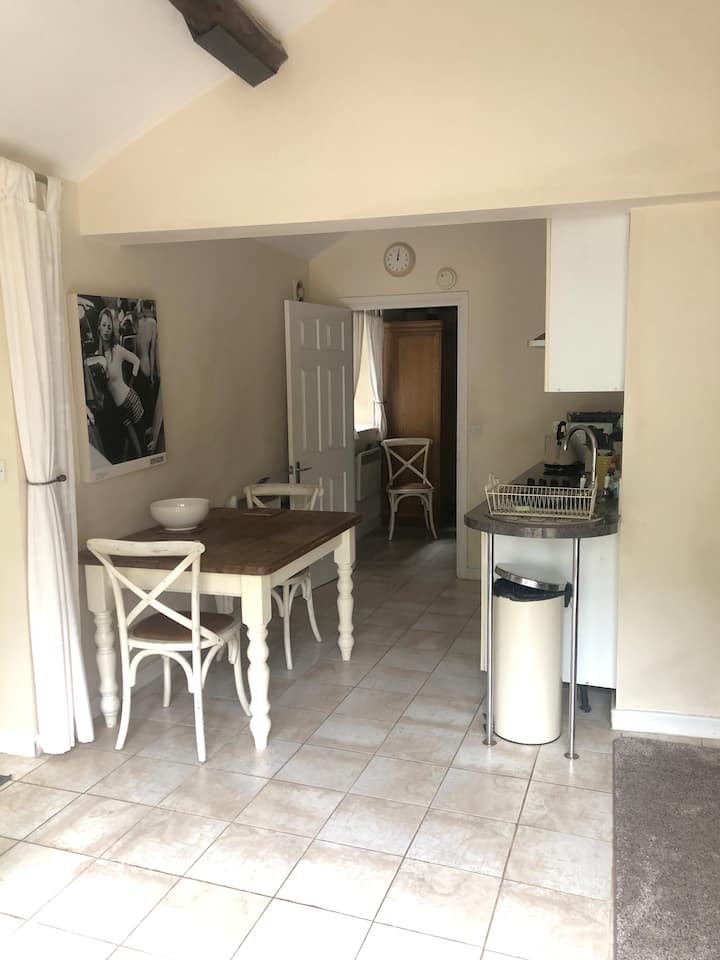 Churnet Lodge - Leek