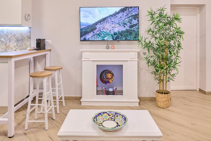 Lollo House Subiaco · Historic Medieval Borgo Home - Monte Livata