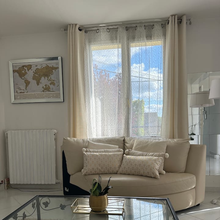 Maison Familiale Avec Jardin à Dourdan - Saint-Arnoult-en-Yvelines