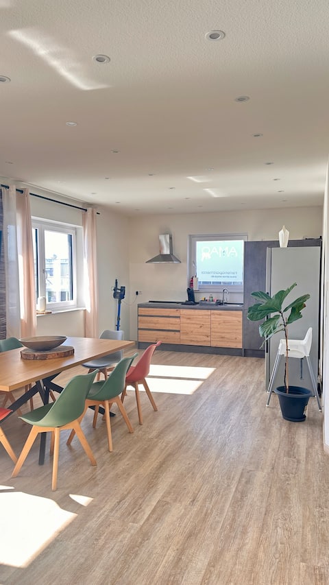 *AMAO-Obsidian - Business & Family Apartment