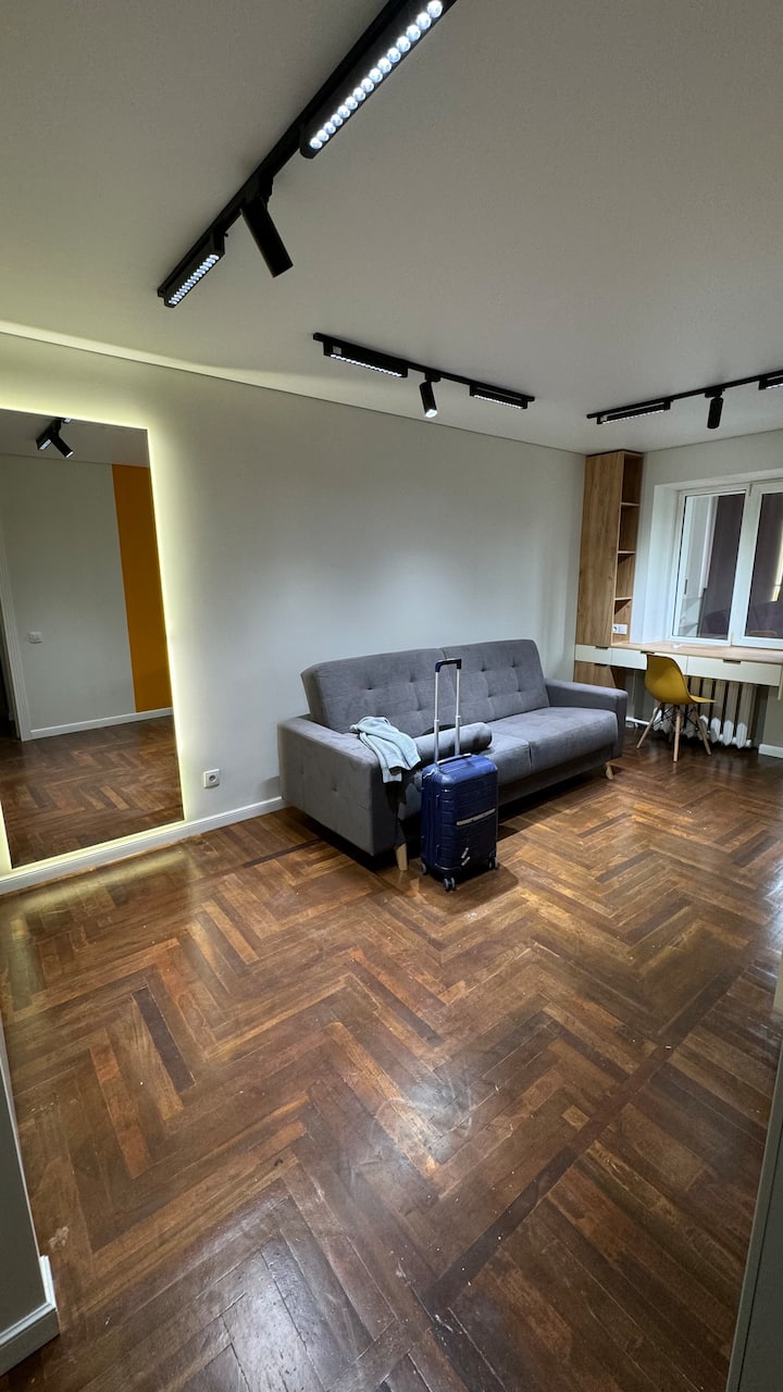 Cozy Home In City Center - Kirghizistan