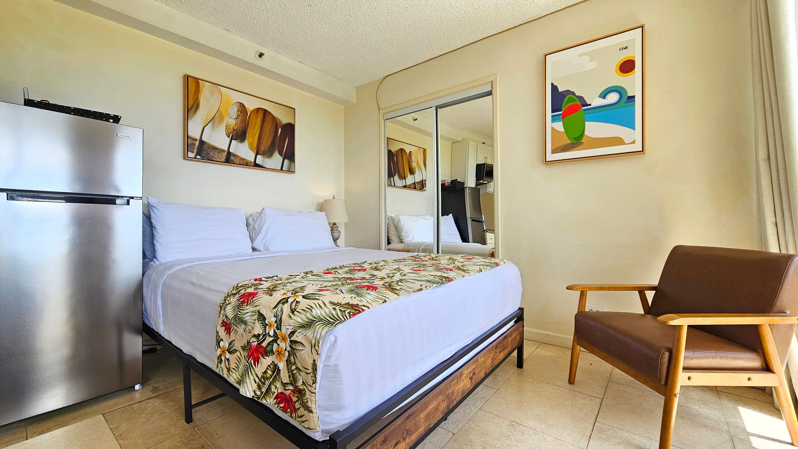 Condo in Honolulu · ★4.4 · Studio · 1 bed · 1 private bath - Image 39