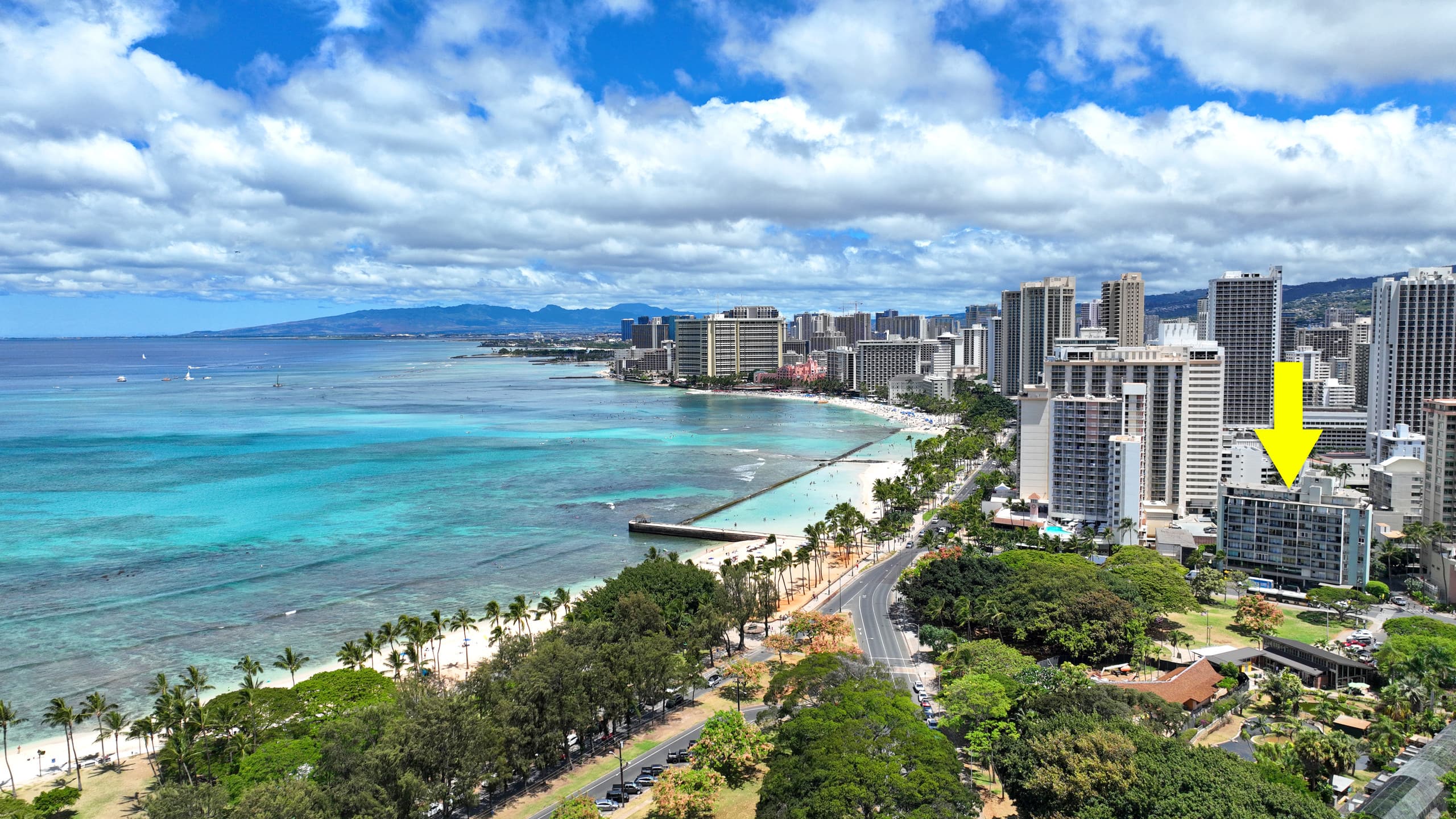 Condo in Honolulu · ★4.4 · Studio · 1 bed · 1 private bath - Image 41