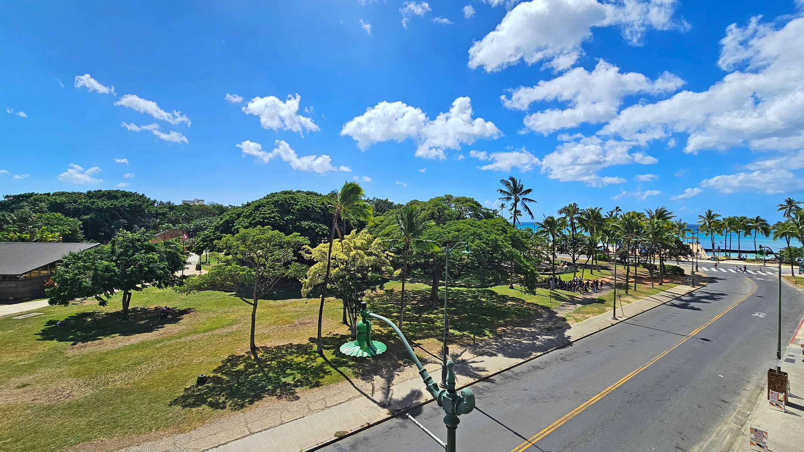 Condo in Honolulu · ★4.4 · Studio · 1 bed · 1 private bath - Image 23
