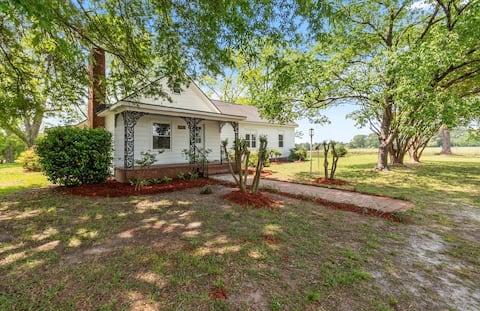 Farmhouse at Magnolia Valley