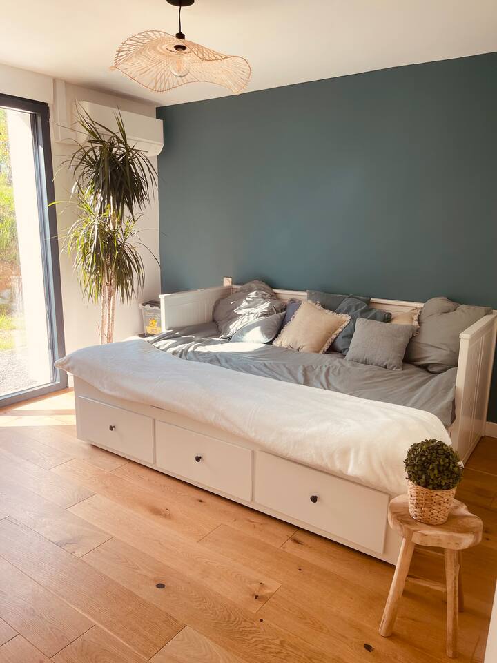 غرفة النوم 2