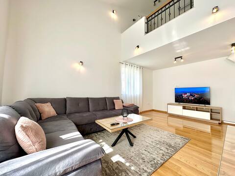 Top performing Airbnb: Gidas Retreat • Family Stay with Gym, Hot Tub, BBQ in Općina Ražanac