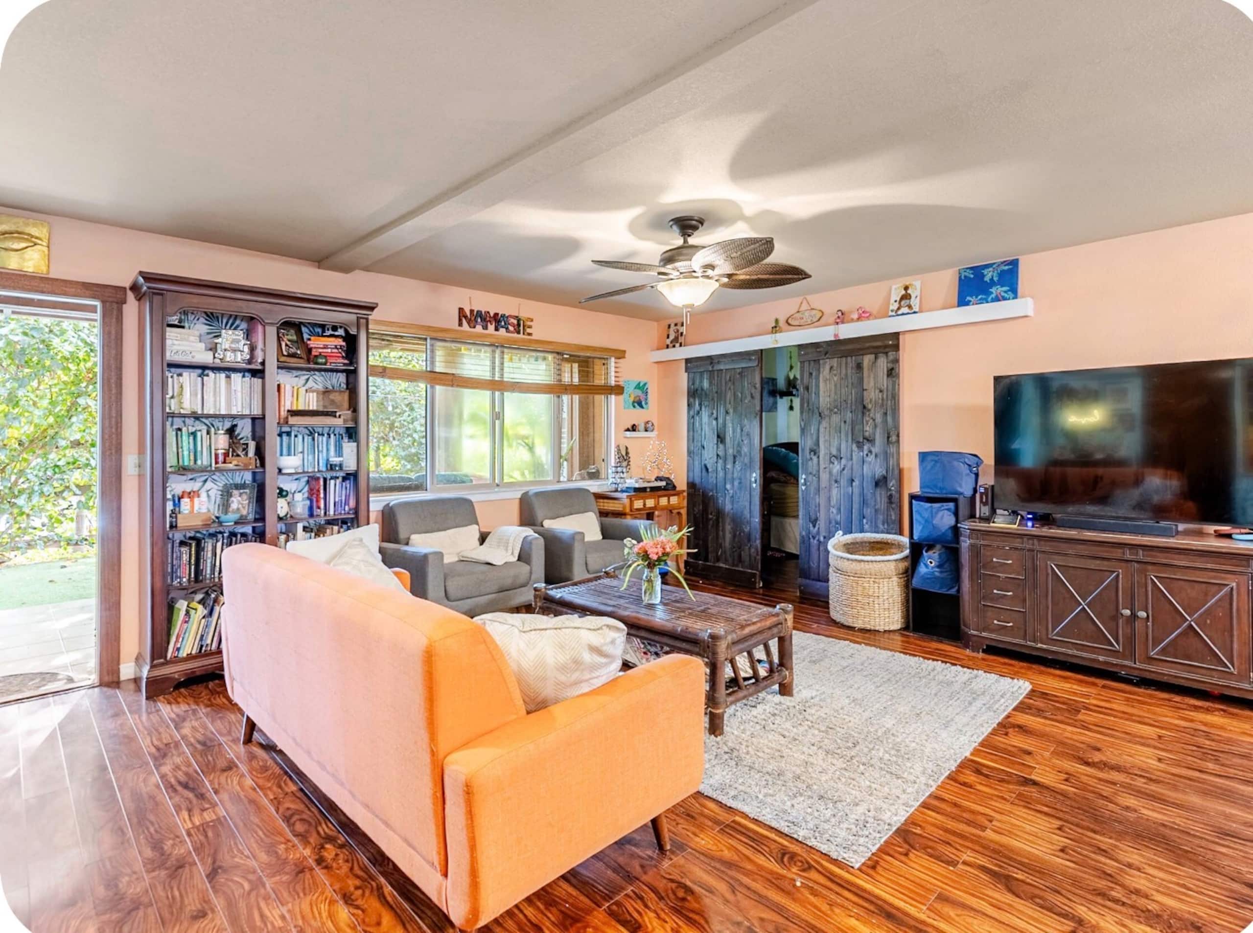 Home in Kailua-Kona · ★4.96 · 1 bedroom · 1 bed · 1.5 shared baths - Image 20