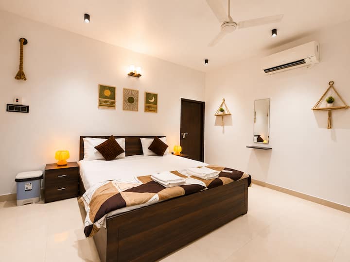 Home in Lucknow · ★4.88 · 2 bedrooms · 2 beds · 1 private bath
