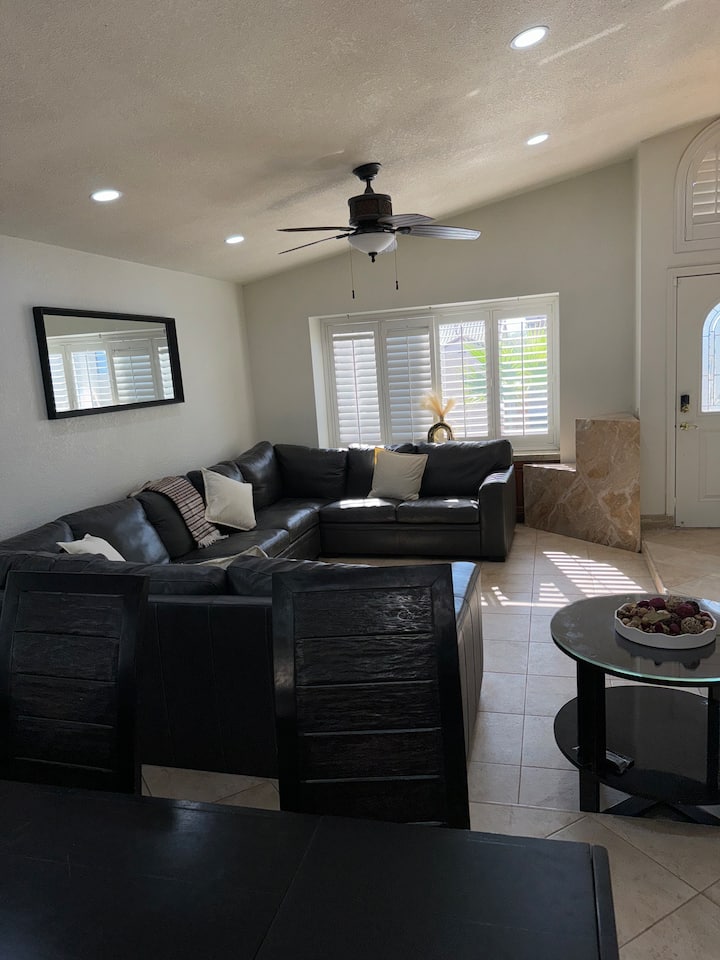 Dream In Las Vegas 5br/pool/jac - Lake Las Vegas, NV