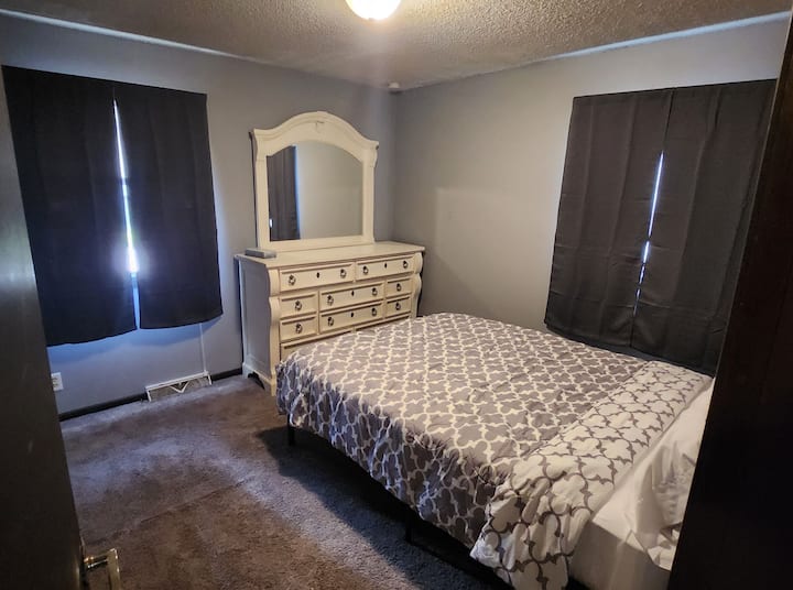 غرفة النوم 2