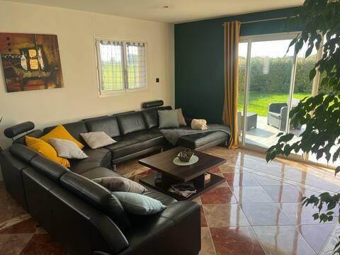 Pleasant spacious fully-equipped family villa