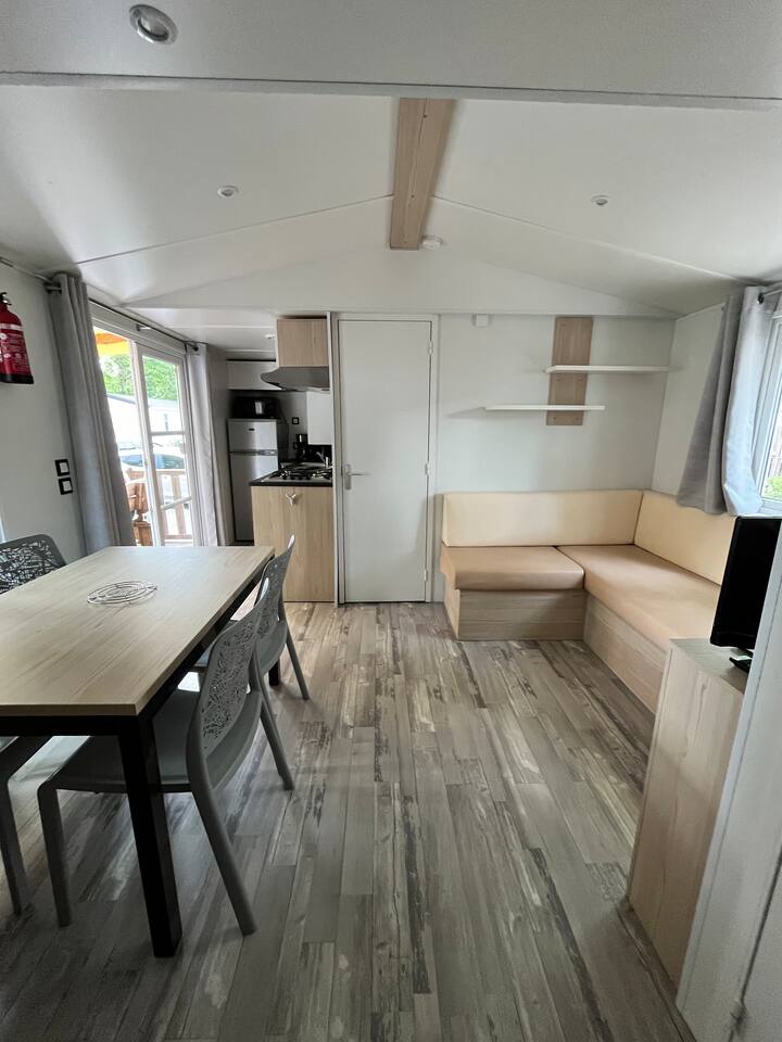 Mobilhome Confortable – Ardèche, 6 Personnes - Vallon-Pont-d'Arc