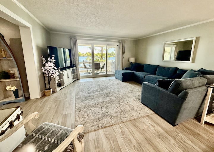 Water Front Condo With Boat Slip: The Dock House - Camden, NC