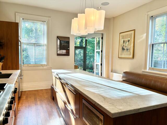 Stunningly Renovated Victorian Rosedale Home gallery image 5