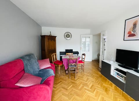 Top Airbnb: Charming 2-room apartment with all amenities at the gates of Paris in Montrouge