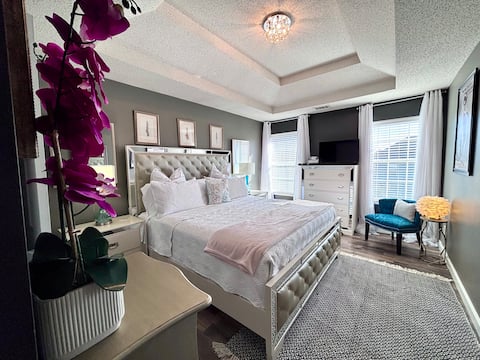 Quite 5BR Home | for Families /Groups 20 mins ATL