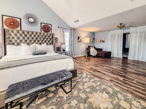 Quite 5BR Home | for Families /Groups 20 mins ATL