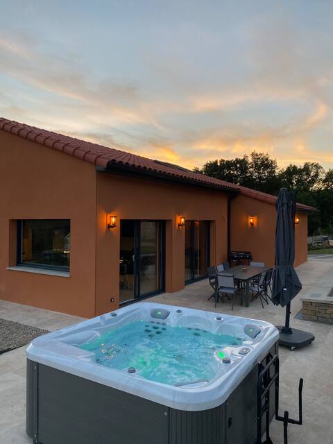 Renovated character house for 8 people