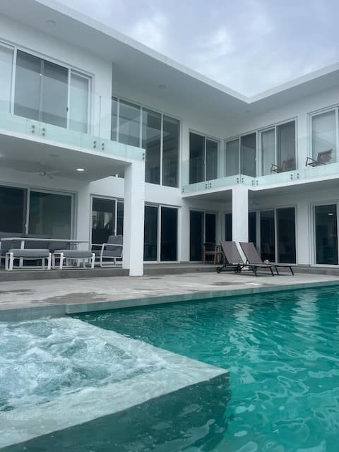 Beautiful house in Barandúa